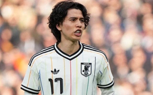 ｢ダブルタッチえぐいて｣田中碧、相手GKを無力化する超絶美技に驚愕の声！｢めちゃくちゃ上手いなアオ｣45年ぶり敵地でのマンU撃破に貢献！