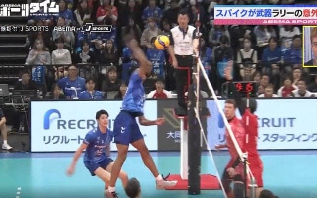 エグい破裂音！最高到達点350cm“パワースパイク”炸裂 バレー日本代表・ラリー、弓のような体→空中で叩きつける“強烈アタック”