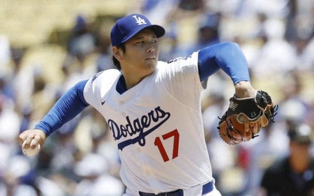 大谷翔平、５年ぶり投手専念　背番号「４２」　９年目で初めて「ジャッキー・ロビンソン・デー」登板　２日前に背中右部死球　１番タッカー　ＤＨラッシング