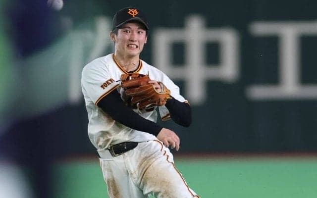 阿部巨人注目の「二塁手争い」　GG賞獲得の31歳内野手の復帰も近づく中…新たな“忍者候補”にファン熱視線「尚輝が復帰したらどうなるのかな？」「2人スタメンで使いたいぐらい」