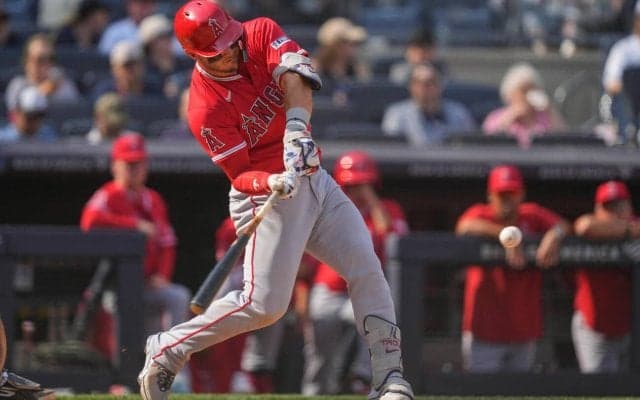 トラウト、ヤンキースタジアム＆ビジターで史上初の４日連続本塁打、ヤ軍戦は最長タイの５戦連続