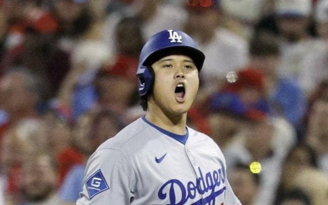 大谷翔平にヒヤリのシーン　右腕・アグノスのスイーパーが足元へ→絶叫しながら辛うじてよける　好機の第４打席は空振り三振