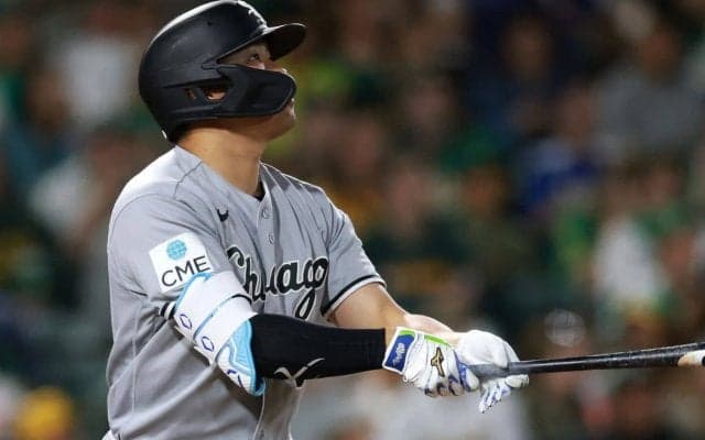 「まるでミサイル」村上宗隆、158キロを捉えて圧巻のグランドスラム、1試合3安打に米驚嘆「オーマイガー！」「彼はモンスター」
