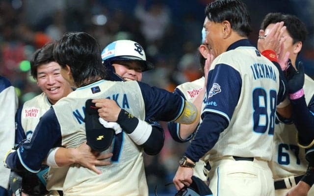 池山隆寛監督の勝負勘、若手の積極性が光る--首位ヤクルトの強さを“凝縮”した逆転サヨナラ勝利