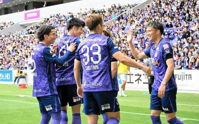 「オヤジの築いた礎」による勝利見届け　「広島の父」を森保監督追悼