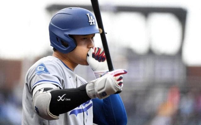 「記録止まってしまうかとヒヤヒヤした」大谷翔平の連続試合出塁更新にファン興奮「すごいなあ」
