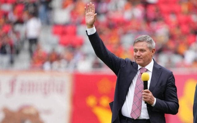 【名古屋】新瑞穂に“ピクシー”ストイコビッチさん降臨「新しいスタジアムで新しい歴史を」