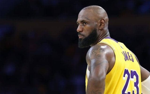 「本命と見られるのは当然」レブロン、今季の優勝予想を語る…ナッシュは課題も指摘