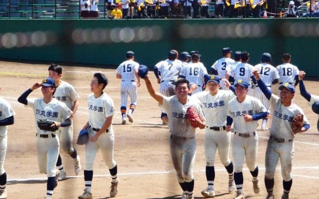 センバツ出場の帝京が故障者続出で4回戦敗退…佼成学園は高校通算37本塁打のスラッガーが先制打、必勝リレーで金星【東京】
