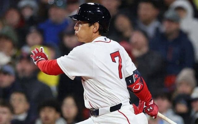 吉田正尚は「どこに行った？」　打率.300も“不遇”起用…日米ファン嘆き「トレード出せよ」