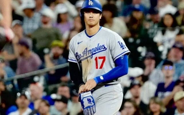 大谷翔平、6回の得点機で申告敬遠　敵地は大ブーイング…52戦連続出塁＆初盗塁をマーク