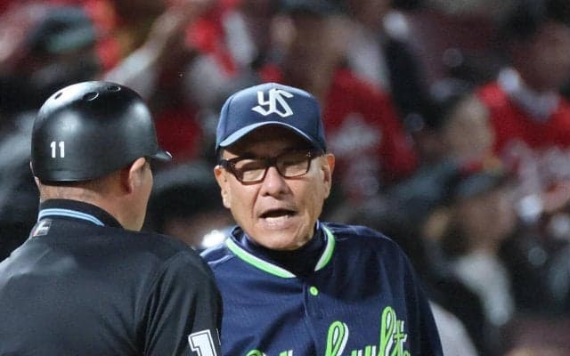 【ヤクルト】途中交代続くサンタナについて池山監督「コンディションがあまり…」６回守備で交代