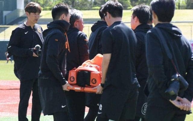 巨人・泉口　打球が顔面直撃で救急搬送　試合前練習中グラウンド騒然　脳振とう特例抹消→石塚を緊急登録