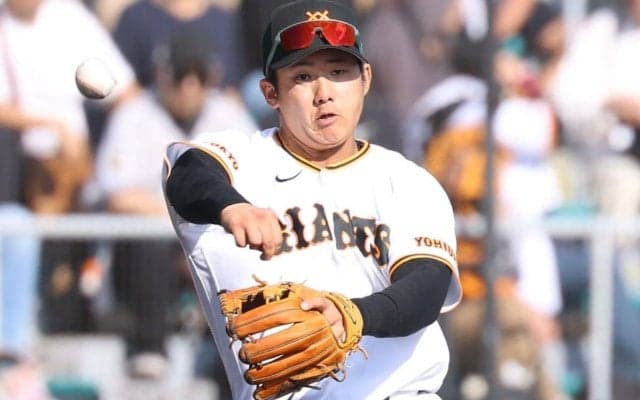 泉口友汰の離脱で巨人に試練…緊急昇格のドラ1石塚裕惺は“坂本ルート”の再現なるか