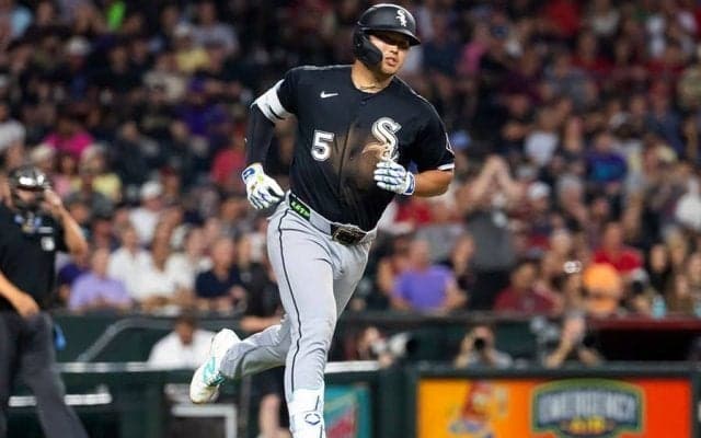 4戦連発の村上宗隆が「一瞬したやろ」　ガッツポーズ直後…見逃さぬファン「きた！」