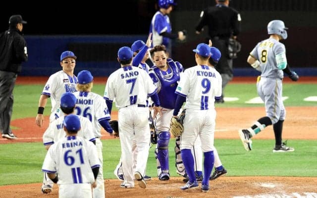 【DeNA】ライブパフォーマンスが無事開催　21日は乱打戦で試合長引き龍玄としのライブ中止に