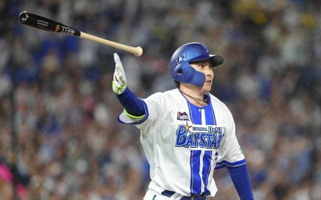 【DeNA】５連勝借金完済　佐野恵太1000試合出場祝う同点弾含む３打点　京田陽太は超美技守備