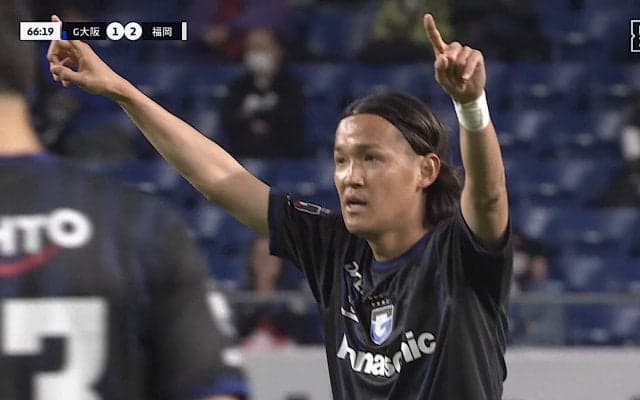 宇佐美貴史は「やっぱ次元違う」 途中出場で“40m級”ロングパス…鋭い弾道、圧巻の技術に「バケモンすぎる」