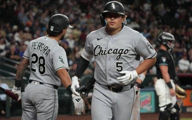 村上宗隆、5戦連発10号も3連勝逃す　特大138m弾でMLB新人記録…ジャッジ超えのリーグ2位