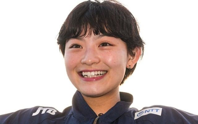 19歳バドミントン女子が「もう最高すぎる！」海外からも絶大な人気　“モデル姿”披露で「メチャかわいいですね」
