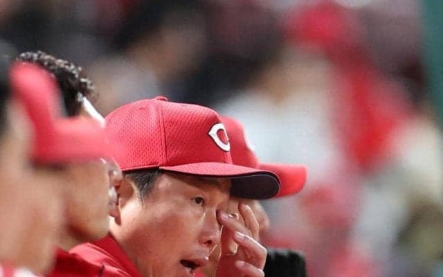 広島　２戦連続完封負けで今季ワースト借金６　２２回連続無得点と貧打深刻　先発・岡本は５回５安打２失点、サンタナの一発に泣く