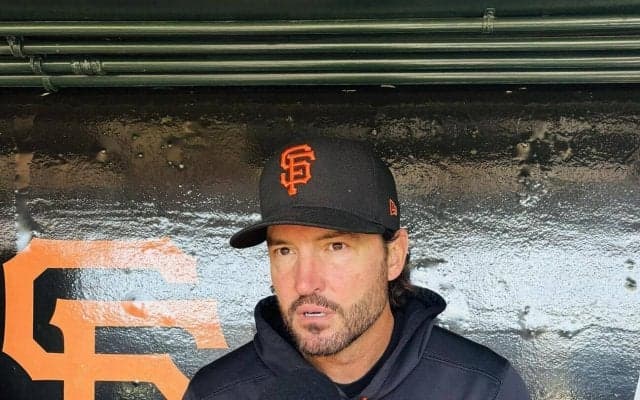 大谷翔平、あのポーズの訳は…「観客もいる中で、まるでジェスチャーゲームみたいな感じの状況」