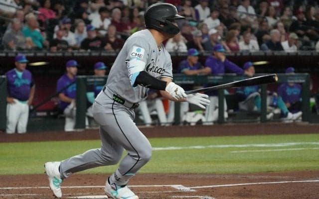 村上宗隆６戦連発ならずも１安打　一、二塁間へ痛烈な打球を横っ跳びで好捕するファインプレーも