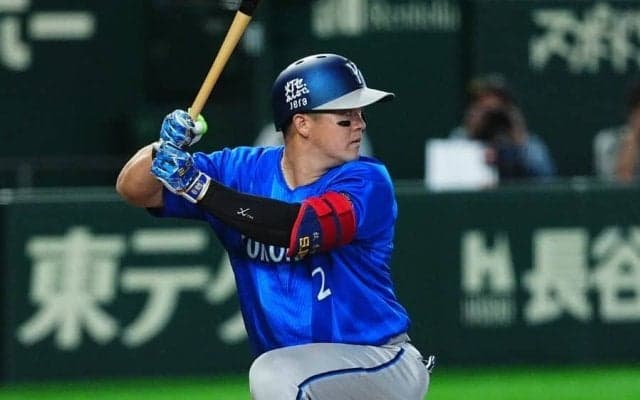DeNA牧秀悟にアクシデント　全力疾走で足痛め交代…苦悶の表情、筒香に続く主軸の離脱か