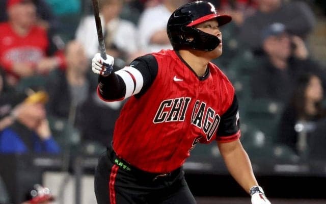 村上宗隆、直近7戦で長打率は1.033の異次元水準！　脅威の年間68発ペースで“打てない疑念”を吹き飛ばした和製大砲に球団GMも鼻高々「我々は正しかった」