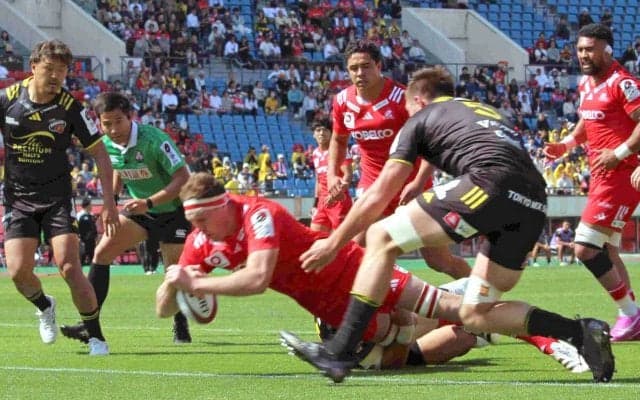 【ラグビー】神戸が４連勝で２位キープ　共同主将レタリックが先制＆ダメ押しトライ「試合を通して圧倒できた」　首位・埼玉に勝ち点１差で追走