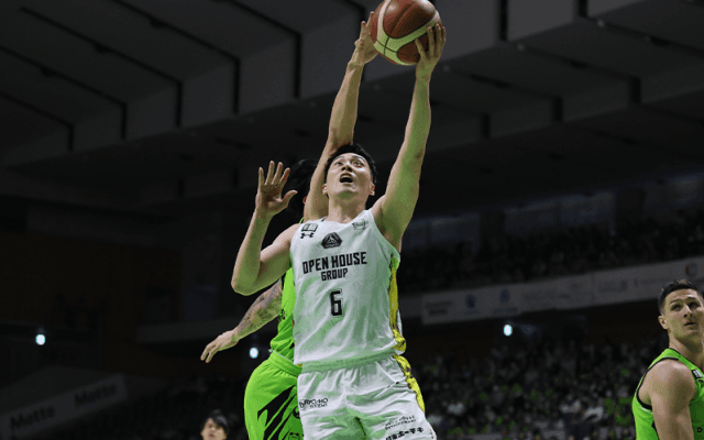 群馬が北海道に40点差をつける記録的大勝…上位対決を制し2年連続のCS進出決定