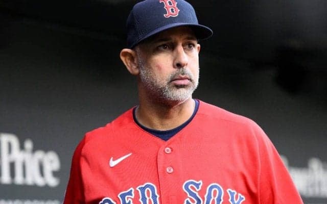 最下位Rソックス、3A監督のトレイシーが暫定で指揮　米メディア報道…コーラ監督を電撃解任