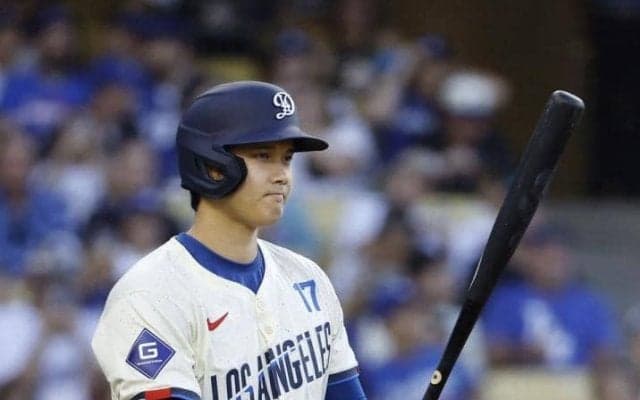大谷翔平　冷静に四球選んで２打席連続出塁　鈴木誠也にジェスチャー送る→顔をそむけられるシーンも