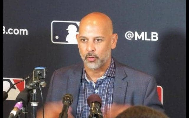 地区最下位低迷レッドソックス、コーラ監督ら首脳陣６人大量解任　正式発表　開幕わずか１カ月で異例の大ナタ　吉田正尚の起用法に影響の可能性