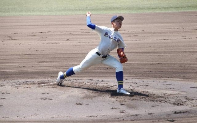センバツ準優勝の智弁学園と強豪・奈良大付の一戦！奈良大付はプロ注目右腕が先発