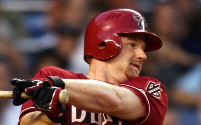 レッドソックスはコーラ監督解任、メジャー経験のないトレーシー氏が暫定監督に