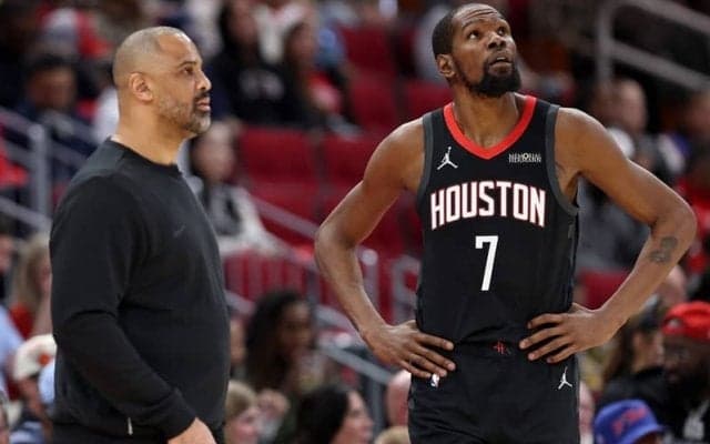 「今も24時間体制で治療を受けている」デュラントはレイカーズとの第4戦に出場できるか？