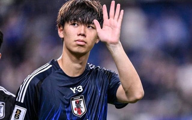 ｢ガチで度胸見せてる｣21歳DF高井幸大が交代直後に“乱闘仲裁”で怒りの形相!?｢これはクローザー高井｣｢喧嘩の仲裁なんてするようになったんだ...大人になったね」