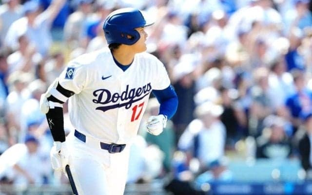 「オーラがすごい」大谷翔平に米国が感銘した1枚　復活弾後に激写…「世界一カッコいい」