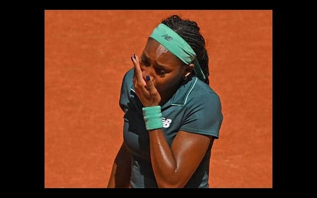  世界3位 コートで嘔吐も執念の逆転勝ち 