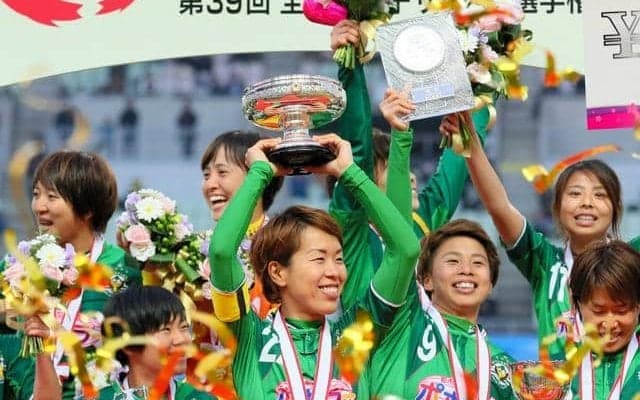 元なでしこ岩清水梓が引退発表　ベレーザ一筋、出産経て復帰の先駆者
