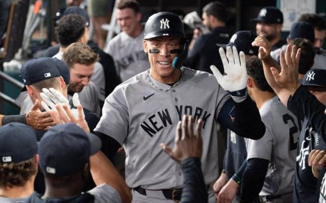 ジャッジ２試合連続の11号　村上宗隆、アルバレスとメジャートップに並ぶ