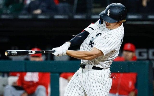 村上宗隆は「GOD」「モンスター」　MLB独走12号…米ファン最敬礼「えげつない」