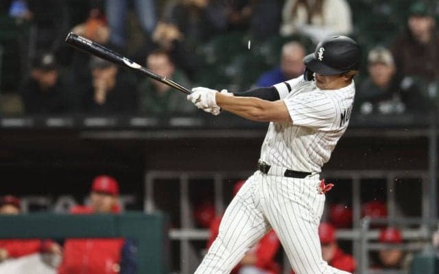 「あのスイングは汚い」村上ジャッジを抜き両リーグ単独トップの12号マーク、他球団ファンをくぎ付けにした圧巻パフォ「彼はそれを簡単なように見せつける」「MLB最高のパワーヒッター」