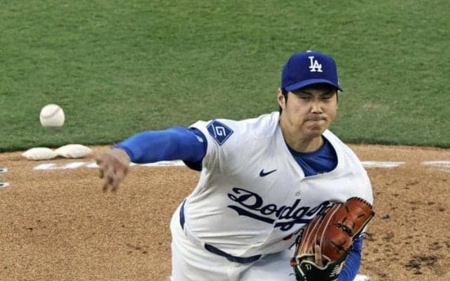大谷翔平　虚をつかれた？３年ぶりの失策きっかけに先制点失う　死球直後の走者が二塁へスタート→悪送球でピンチ広げ犠飛許す　五回にも失点
