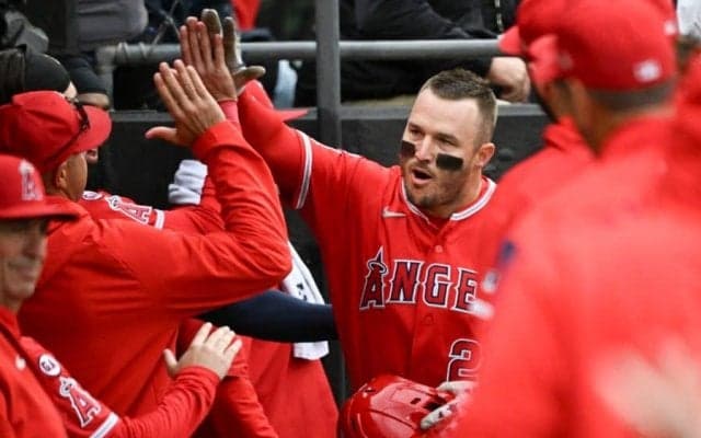 村上に「強力なライバル出現」　“大谷の盟友”の底力、日本ファンが気付いたレジェンド