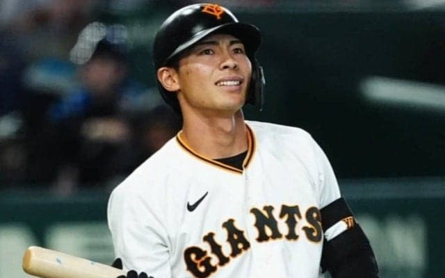 巨人22歳の神業に「鳥肌たった」　“100％アウト”を変えた曲芸「エグすぎる」