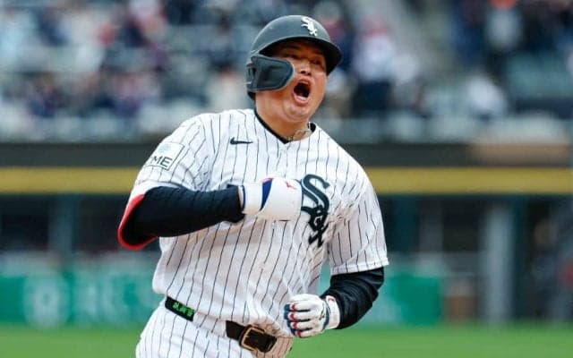 村上宗隆、変わらぬ“振る舞い”が弱小球団に与えた影響　同僚も感嘆「常に何かをしている」
