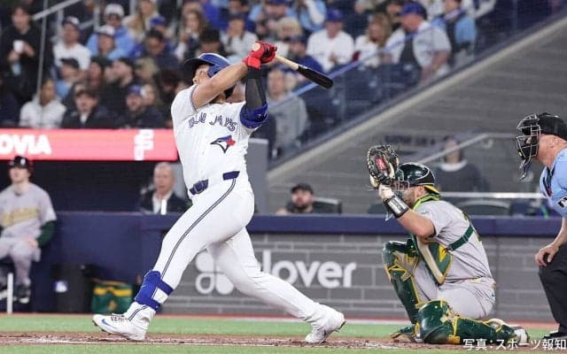岡本和真、2試合連続で2点タイムリー。クリーンナップ定着へ高まる期待