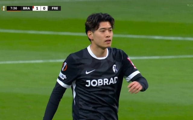 日本代表MF鈴木唯人が約35m独走！ 自陣から圧巻ドリブル突破で好機演出…“6タッチ”で敵陣ボックス前へ 劣勢で守備奔走も推進力光る